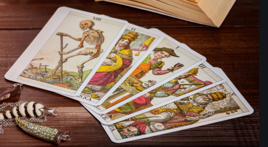 tarot card reading